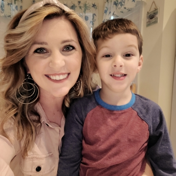 Thanks for visiting my closet! - Picture 2 of 9